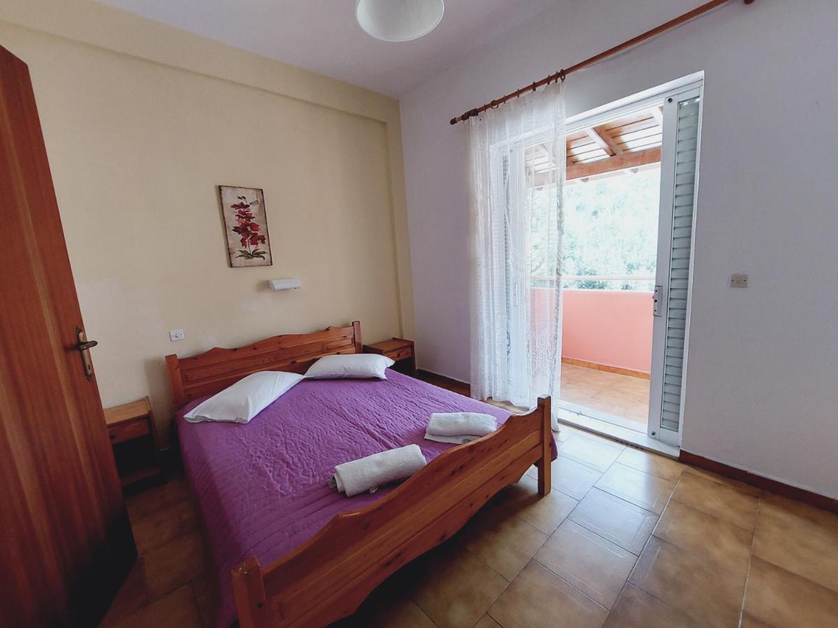 Elena Appartement *